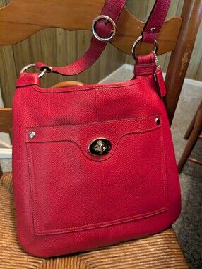 COACH Red Pebble Leather Purse w/Adjustable Shoulder Strap, Vintage, EUC!!!